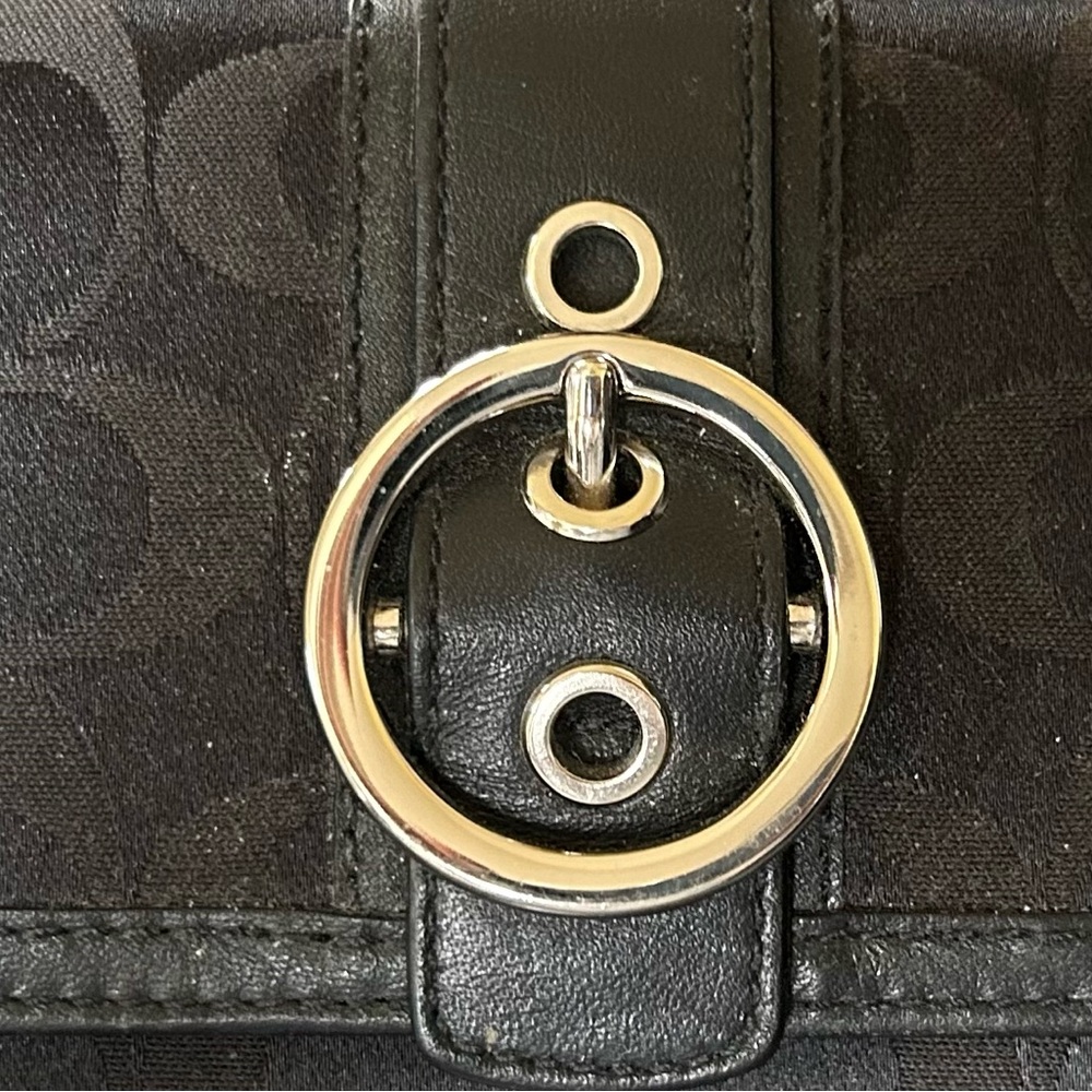 Coach Soho Long Signature Wallet